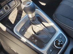 Hyundai Venue SEL FWD 2026