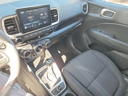 Hyundai Venue SEL FWD 2026