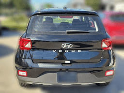 Hyundai Venue SEL FWD 2026