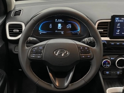 Hyundai Venue SEL FWD w/Two-Tone Roof 2026