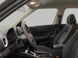 Hyundai Venue SEL FWD w/Two-Tone Roof 2026