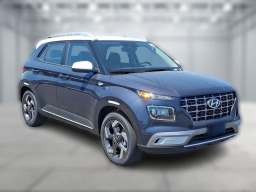 Hyundai Venue SEL FWD w/Two-Tone Roof 2026