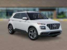 Hyundai Venue SEL FWD 2026