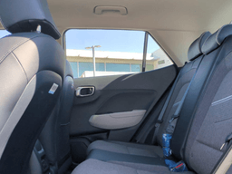 Hyundai Venue SEL FWD w/Two-Tone Roof 2026