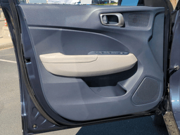 Hyundai Venue SEL FWD w/Two-Tone Roof 2026