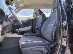 Hyundai Venue SEL FWD w/Two-Tone Roof 2026