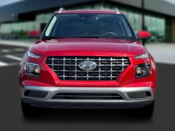 Hyundai Venue SEL FWD 2026