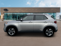 Hyundai Venue SEL FWD 2026
