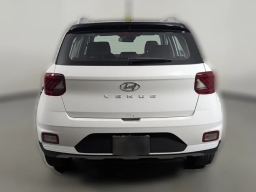 Hyundai Venue Limited IVT 2025