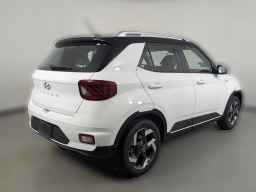 Hyundai Venue Limited IVT 2025