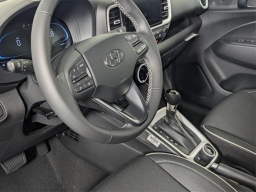 Hyundai Venue Limited IVT 2025