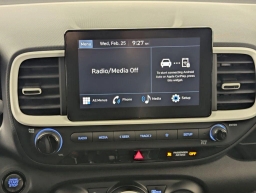 Hyundai Venue SEL FWD w/Two-Tone Roof 2026