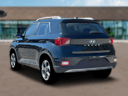 Hyundai Venue SEL FWD 2026