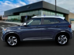 Hyundai Venue SEL FWD w/Two-Tone Roof 2026