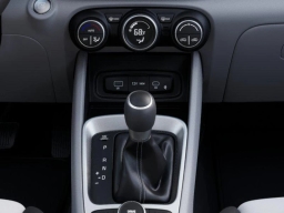 Hyundai Venue SEL FWD 2026