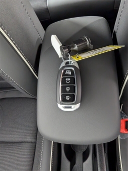 Hyundai Venue Limited IVT 2025