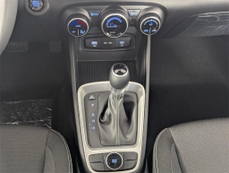 Hyundai Venue SEL IVT 2025