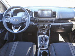 Hyundai Venue SEL FWD 2026