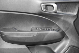 Hyundai Venue SEL FWD 2026