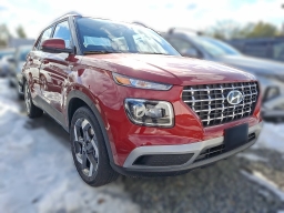Hyundai Venue SEL FWD 2026