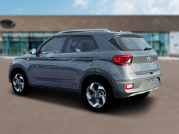 Hyundai Venue SEL FWD 2026