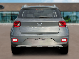 Hyundai Venue SEL FWD 2026