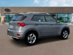 Hyundai Venue SEL FWD 2026