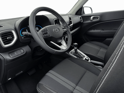 Hyundai Venue SEL FWD 2026