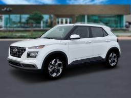 Hyundai Venue SEL FWD 2026