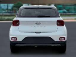 Hyundai Venue SEL FWD 2026
