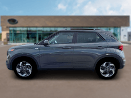 Hyundai Venue SEL FWD 2026