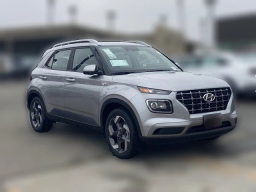 Hyundai Venue SEL FWD 2026