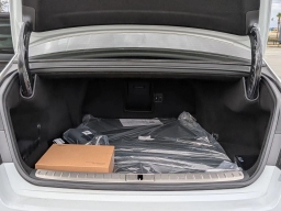 Genesis G90 e-SC Prestige Black 3.5T AWD 2026