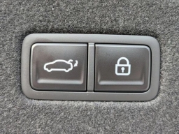 Genesis G90 e-SC Prestige Black 3.5T AWD 2026