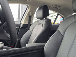 Genesis G70 2.5T RWD 2026