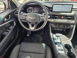 Genesis G70 2.5T RWD 2026