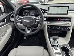 Genesis G70 2.5T RWD 2026