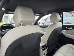 Genesis G70 2.5T RWD 2026