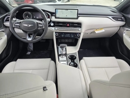 Genesis G70 2.5T RWD 2026