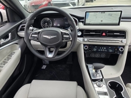 Genesis G70 2.5T RWD 2026