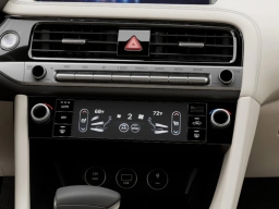 Genesis G70 2.5T RWD 2026