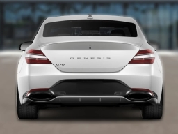 Genesis G70 2.5T RWD 2026