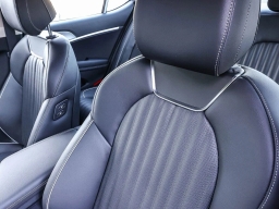 Genesis G70 2.5T Prestige RWD 2026