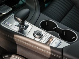 Genesis G70 2.5T Prestige RWD 2026