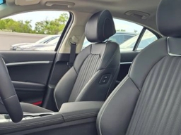 Genesis G70 2.5T Prestige RWD 2026