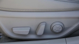 Genesis G70 2.5T Prestige AWD 2026