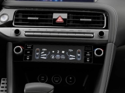 Genesis G70 3.3T Sport Prestige RWD 2026