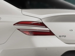 Genesis G70 3.3T Sport Prestige RWD 2026