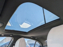 Genesis G70 3.3T Sport Prestige RWD 2026