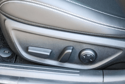 Genesis G70 2.5T AWD 2026